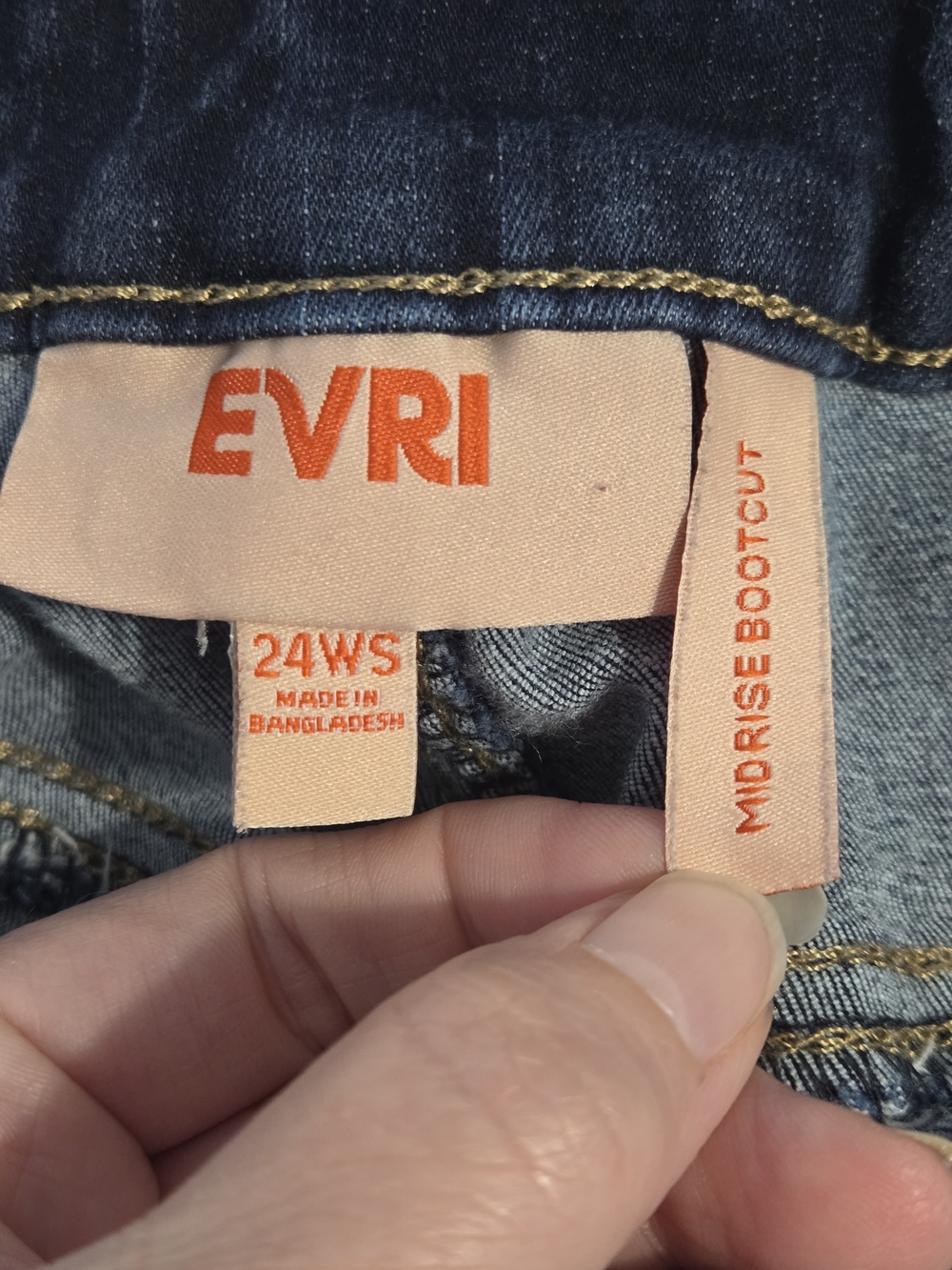 EVRI 24W/S Mid‑Rise Bootcut Jeans – Dark Wash Stretch Denim - Picture 5 of 7